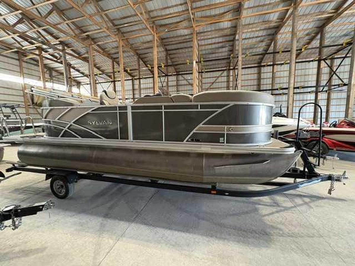 Used 2022 SYLVAN 2TOON L1-LZ