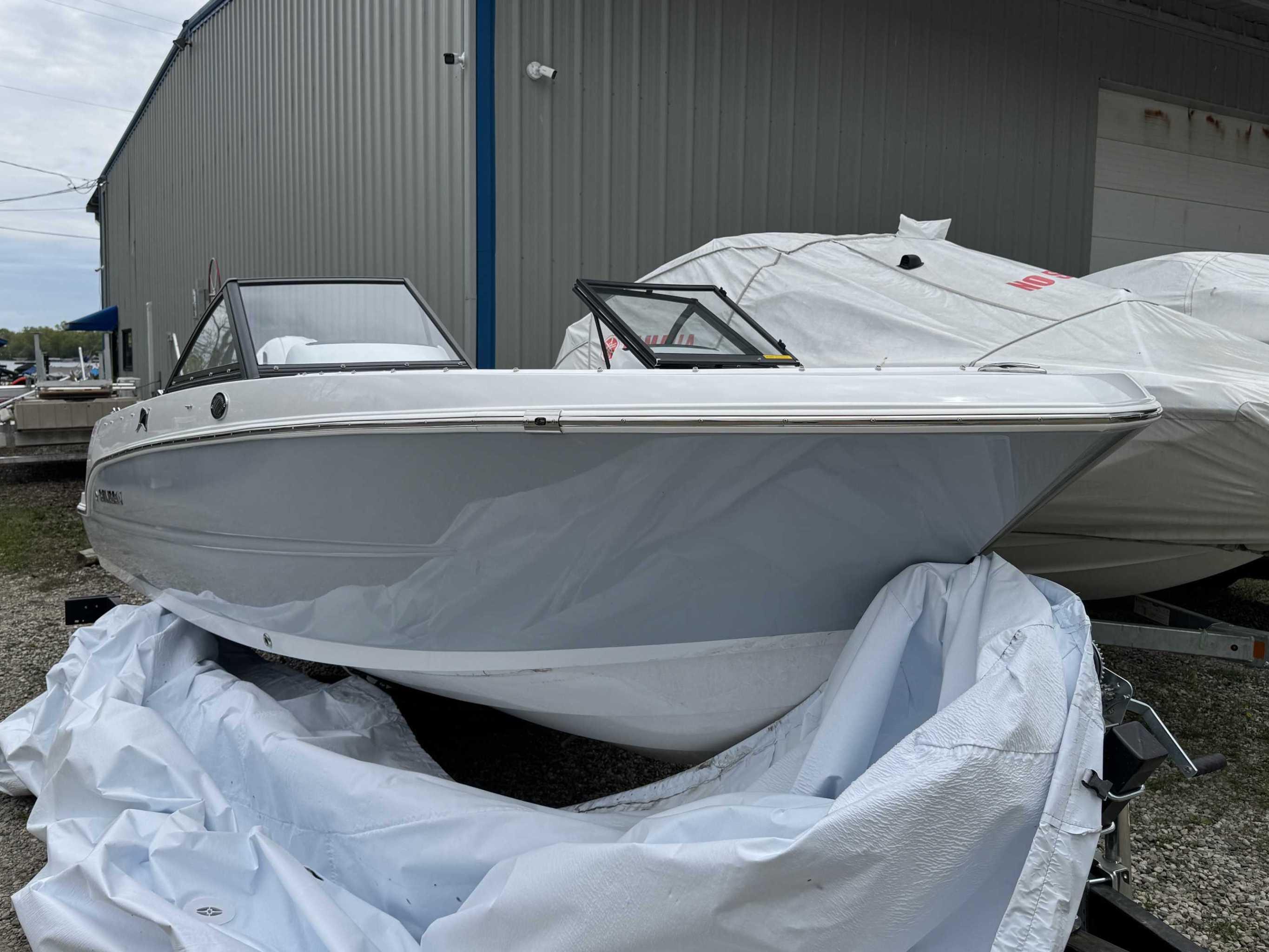 2026 Stingray 172DC