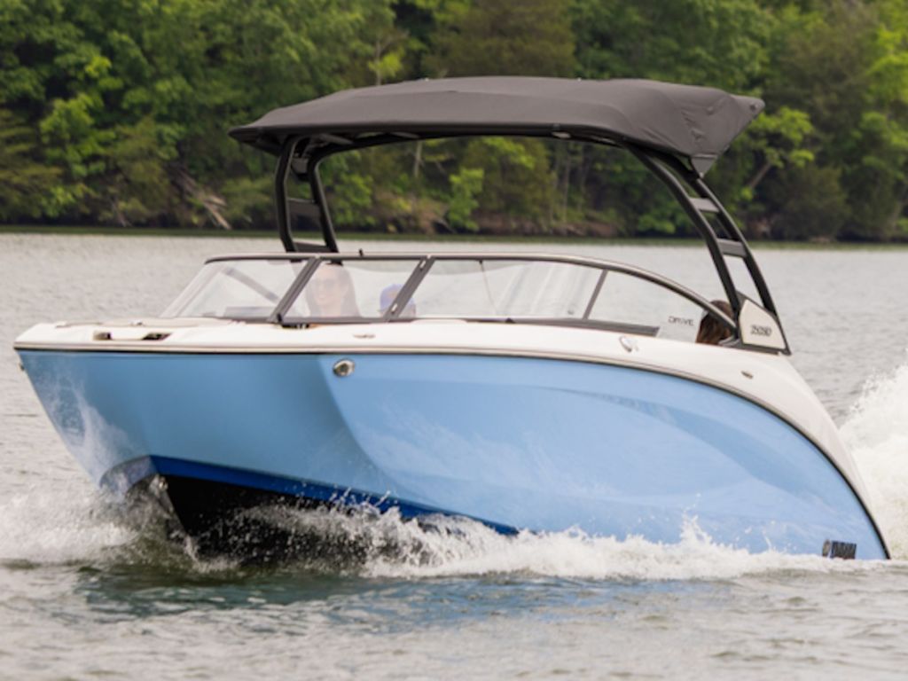 2026 Yamaha Marine 252SE Base