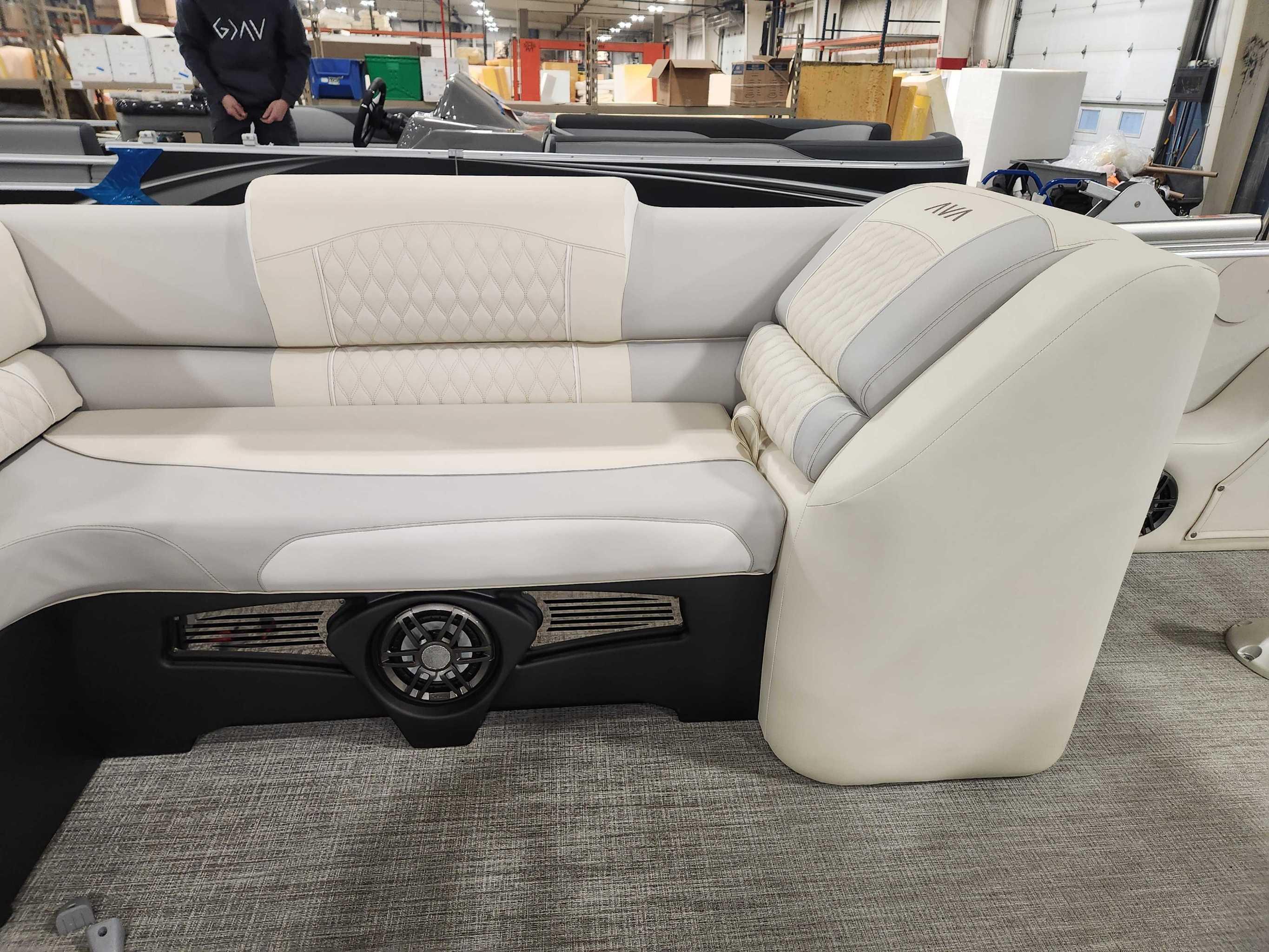 2026 Avalon 2385 25 Catalina QL