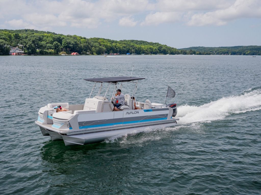 2026 Avalon GEOfish CLX 23 FT