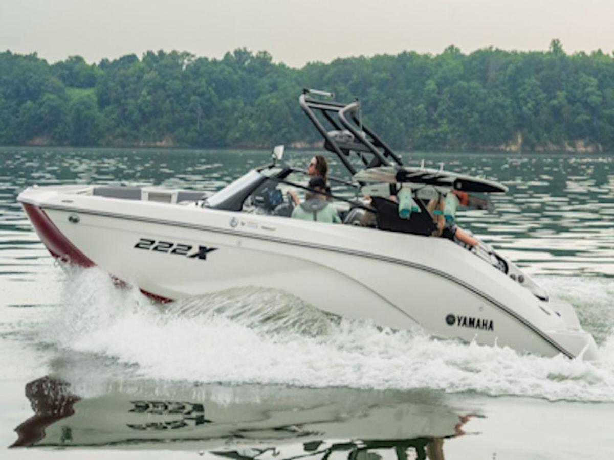 2026 Yamaha Marine 222XE Base