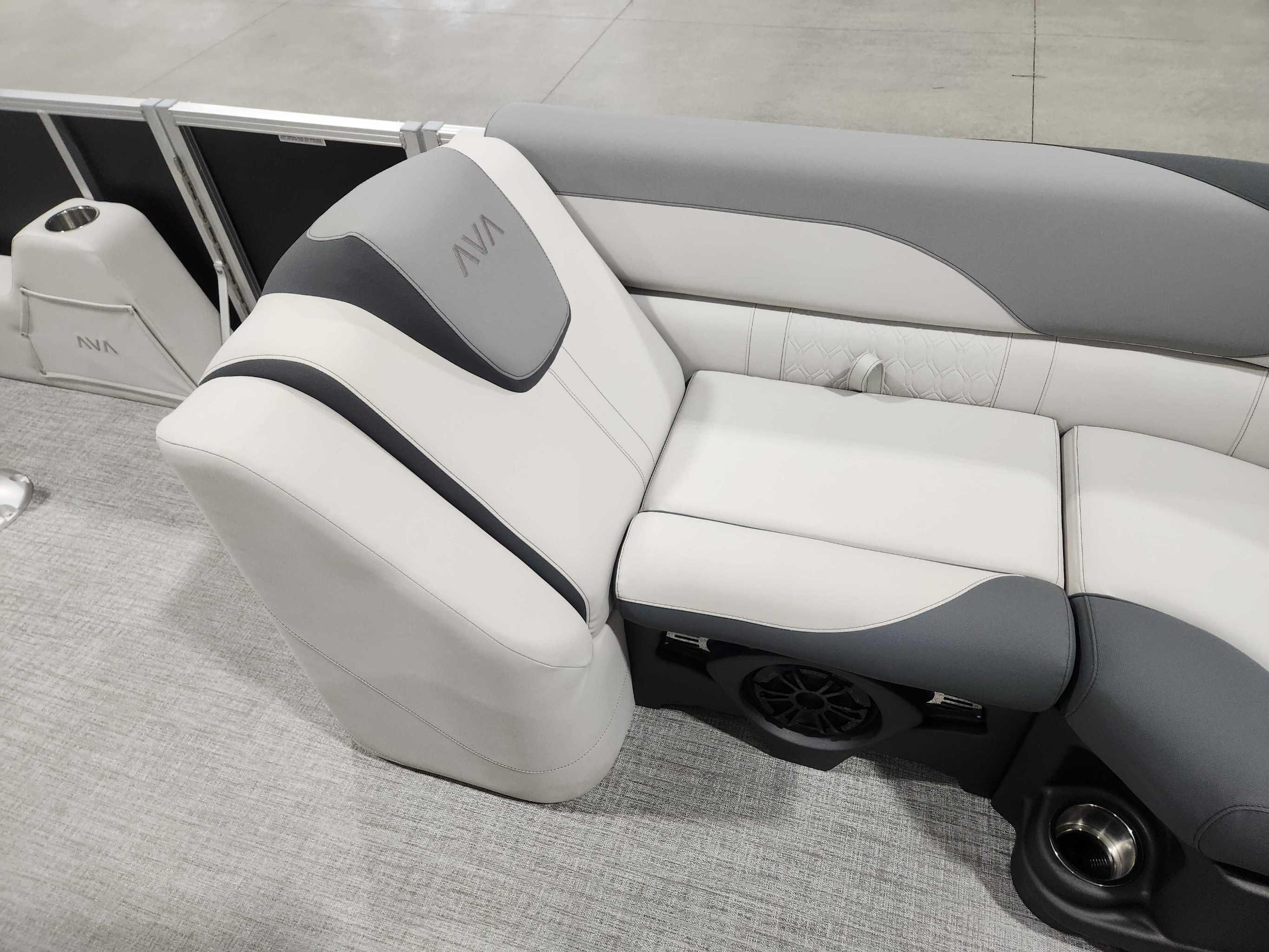 2026 Avalon 2385 25 LSZ QLS