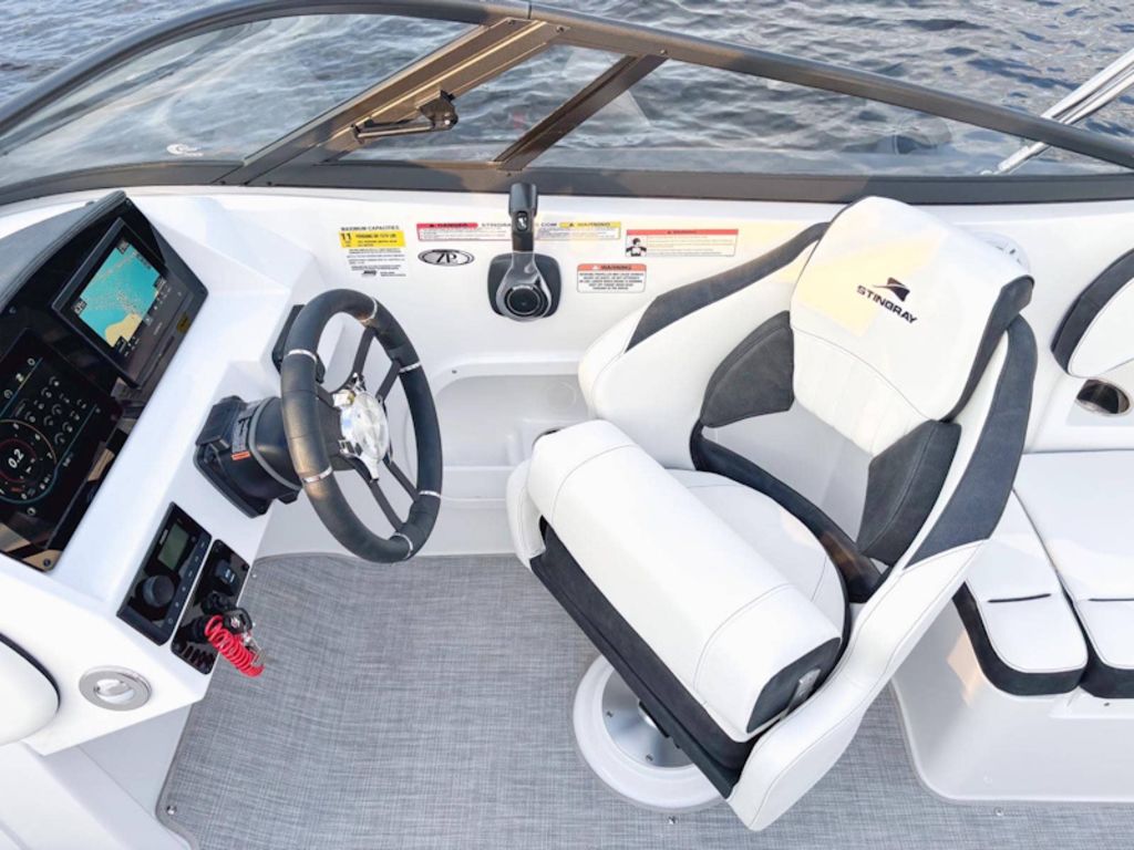 2027 Stingray 22DC Base