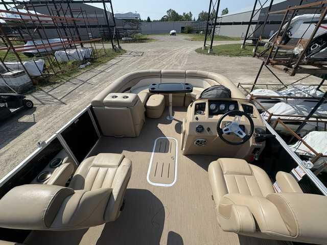 Used 2019 BENNINGTON SX22