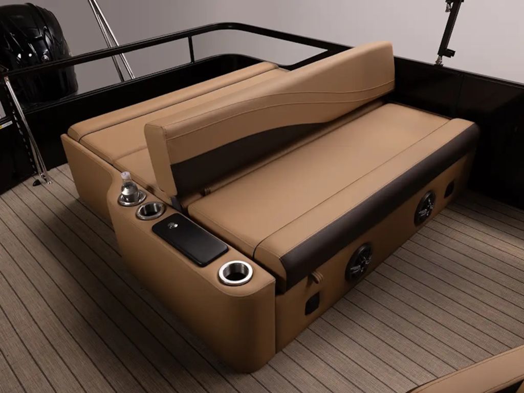 2027 SunCatcher Fusion 324SL Base