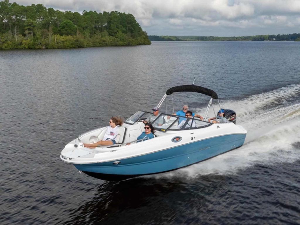 2027 Stingray 24DC Base