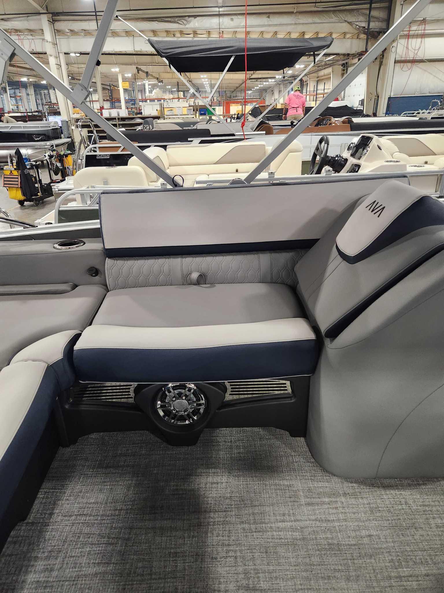2026 Avalon 2585 25 Catalina VRB