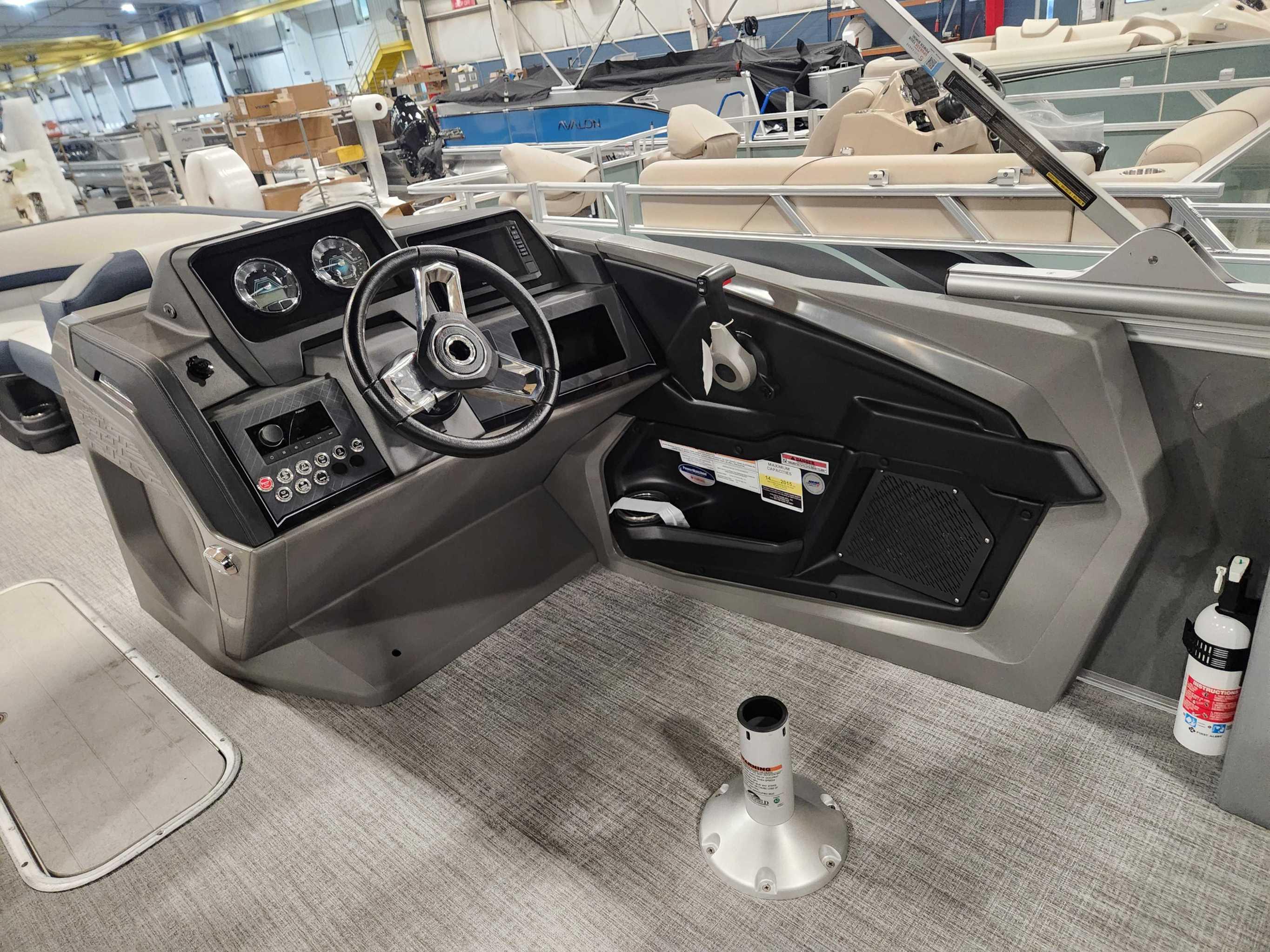 2026 Avalon 2585 25 Catalina VRB