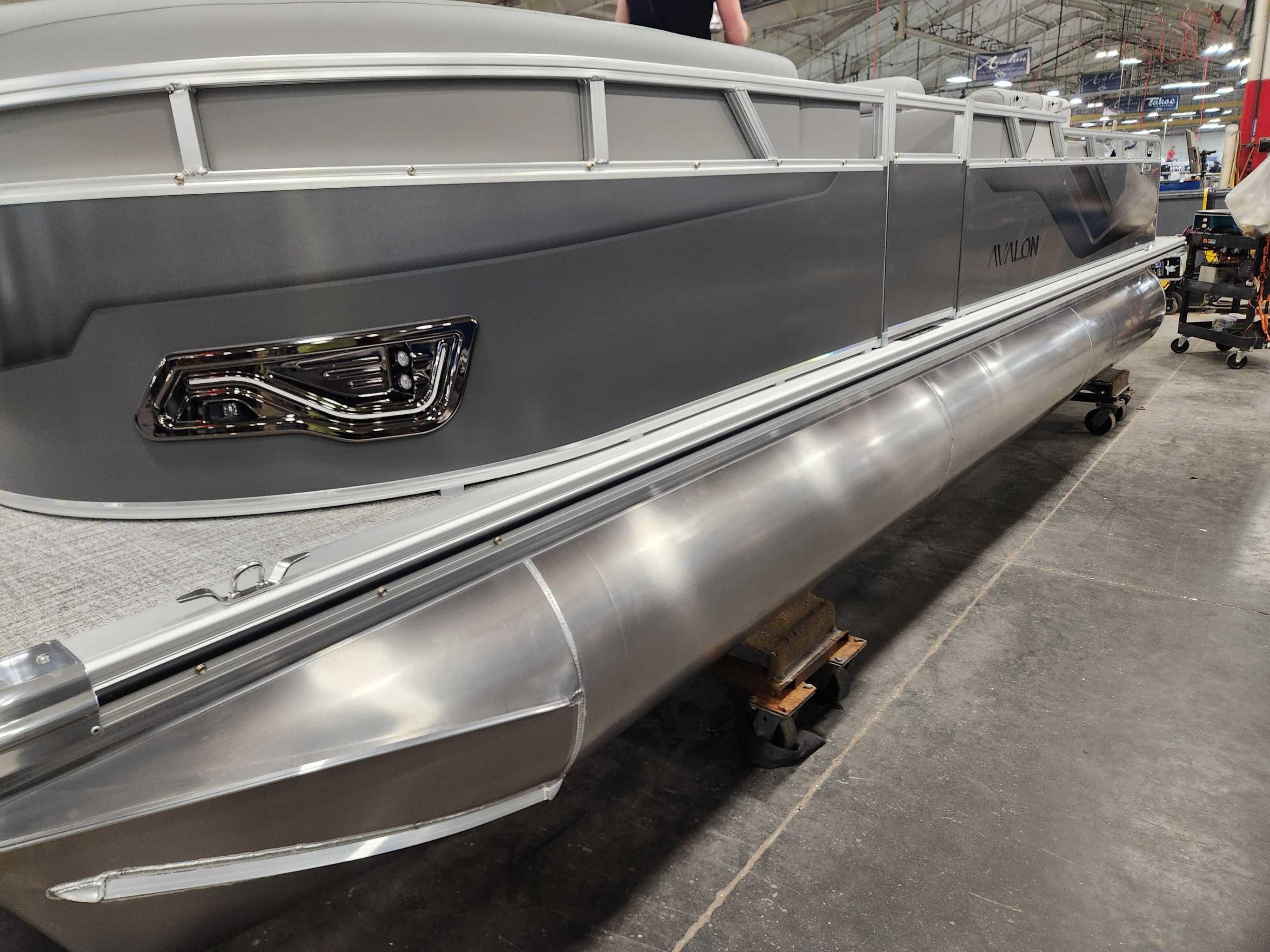 2026 Avalon 2385 25 Venture 85 VRB