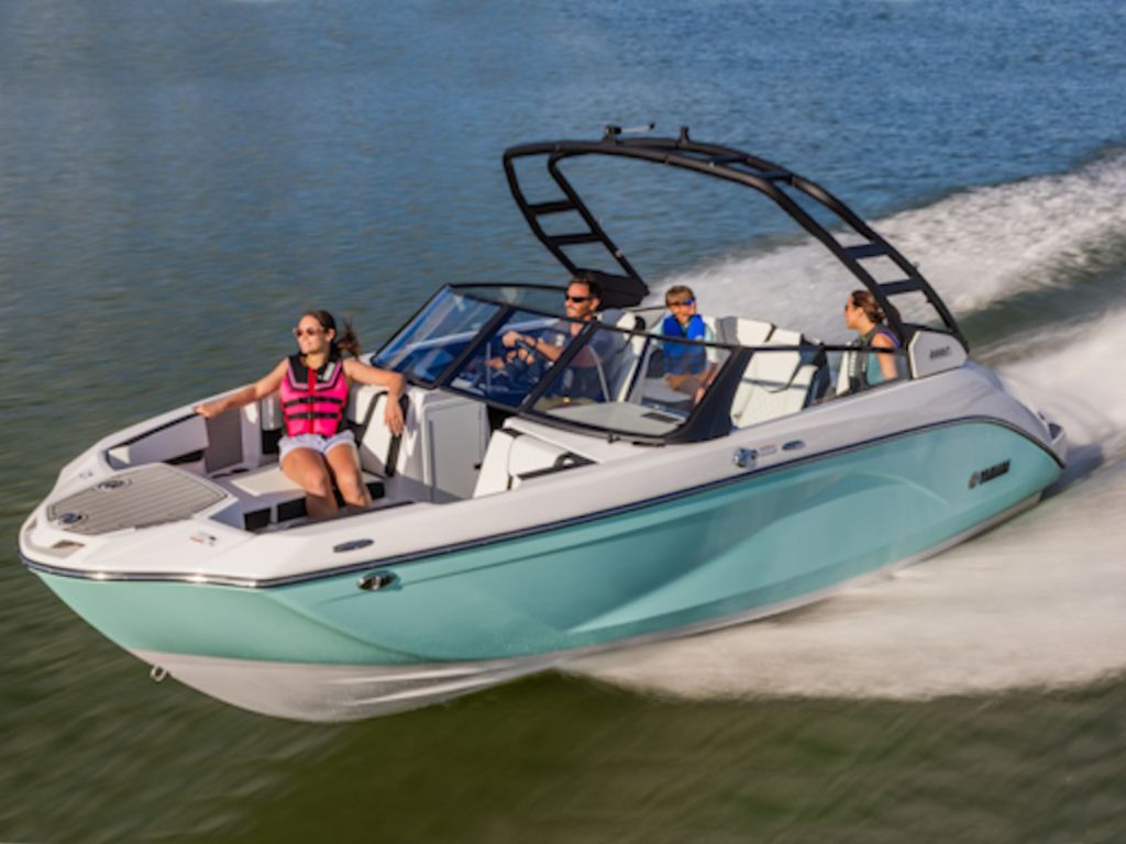 2026 Yamaha Marine 222S Base
