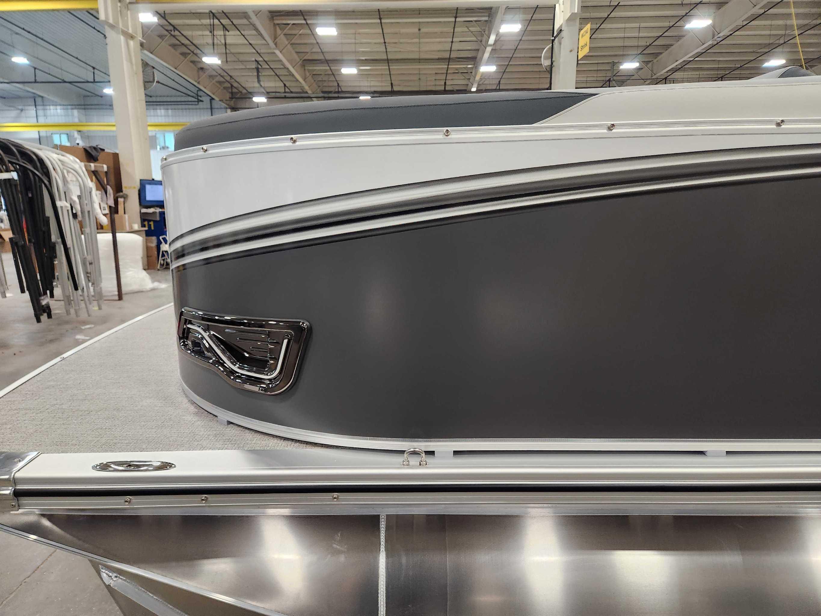 2026 Avalon 2385 25 LSZ QLS