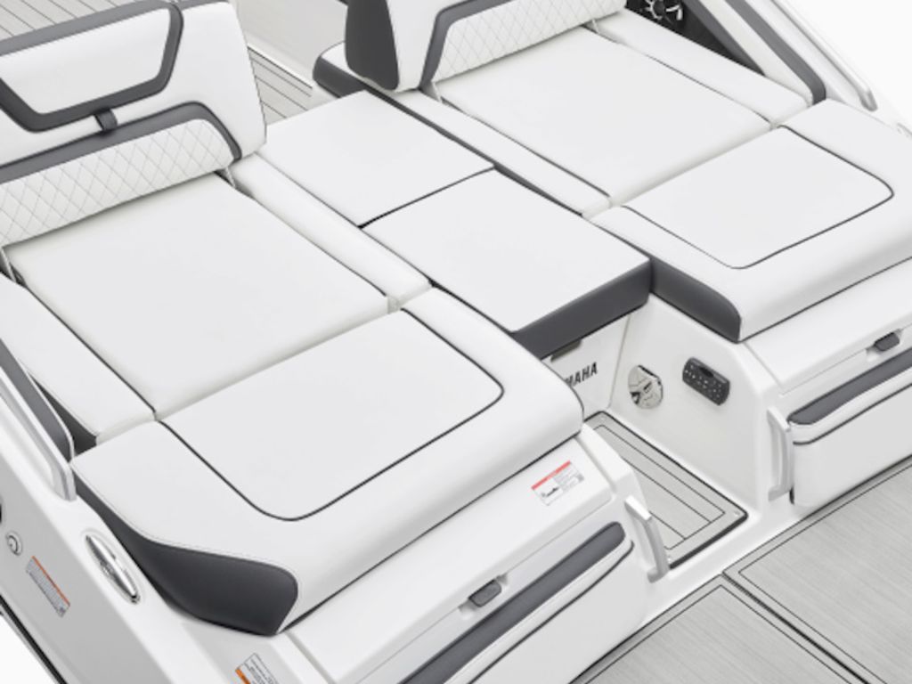 2026 Yamaha Marine 275SE Base