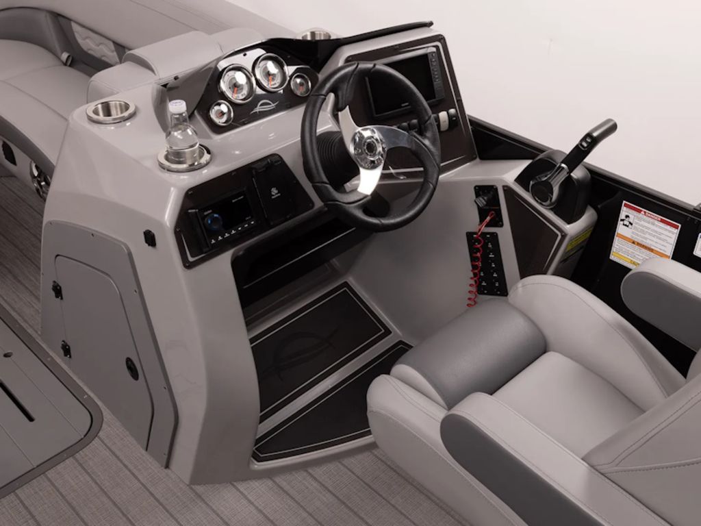 2027 SunCatcher Fusion 322SS Base