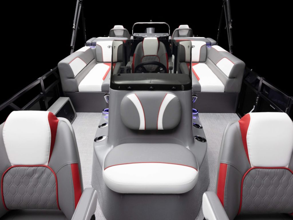 2026 Avalon Venture 85 Center Console Fish 23 FT