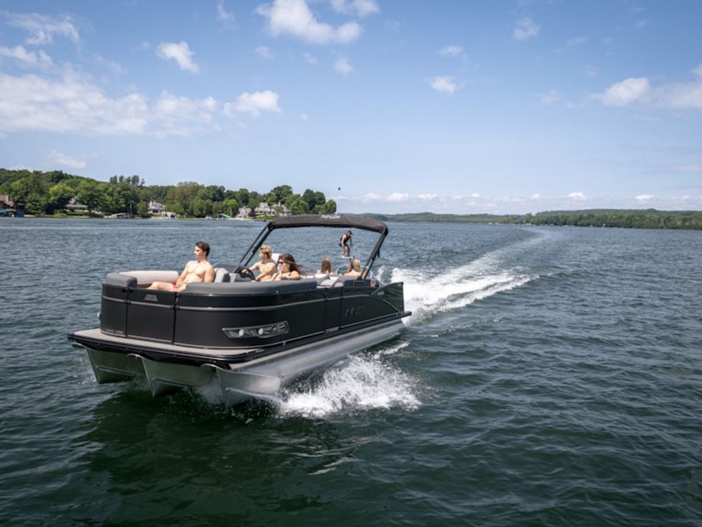2026 Avalon Catalina Versatile Rear Bench 25 FT