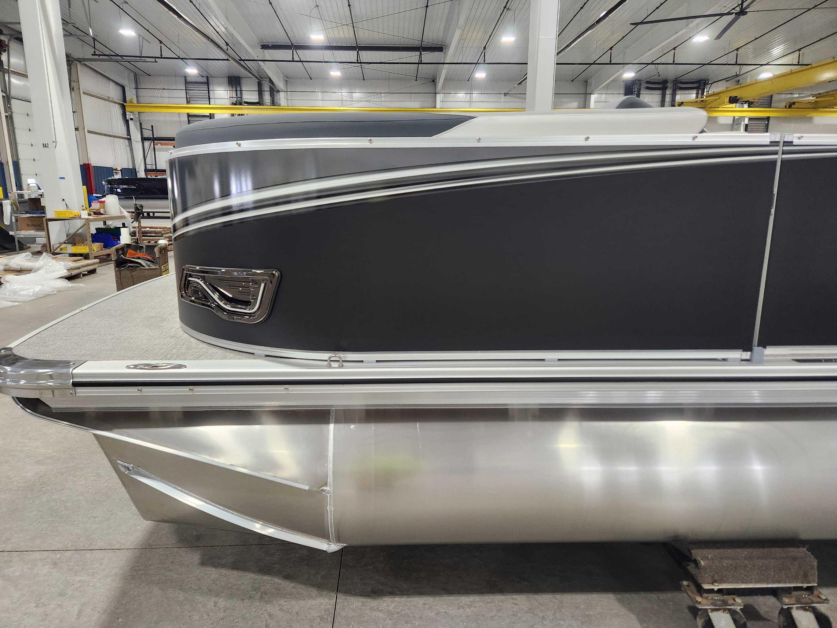 2026 Avalon 2385 25 LSZ QLS