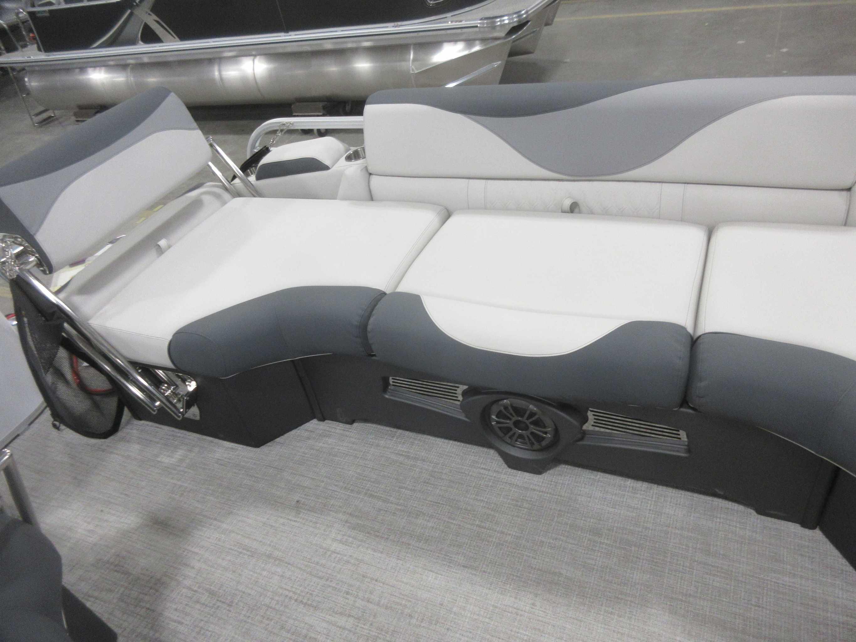 2026 Avalon 2385 25 LSZ QLS