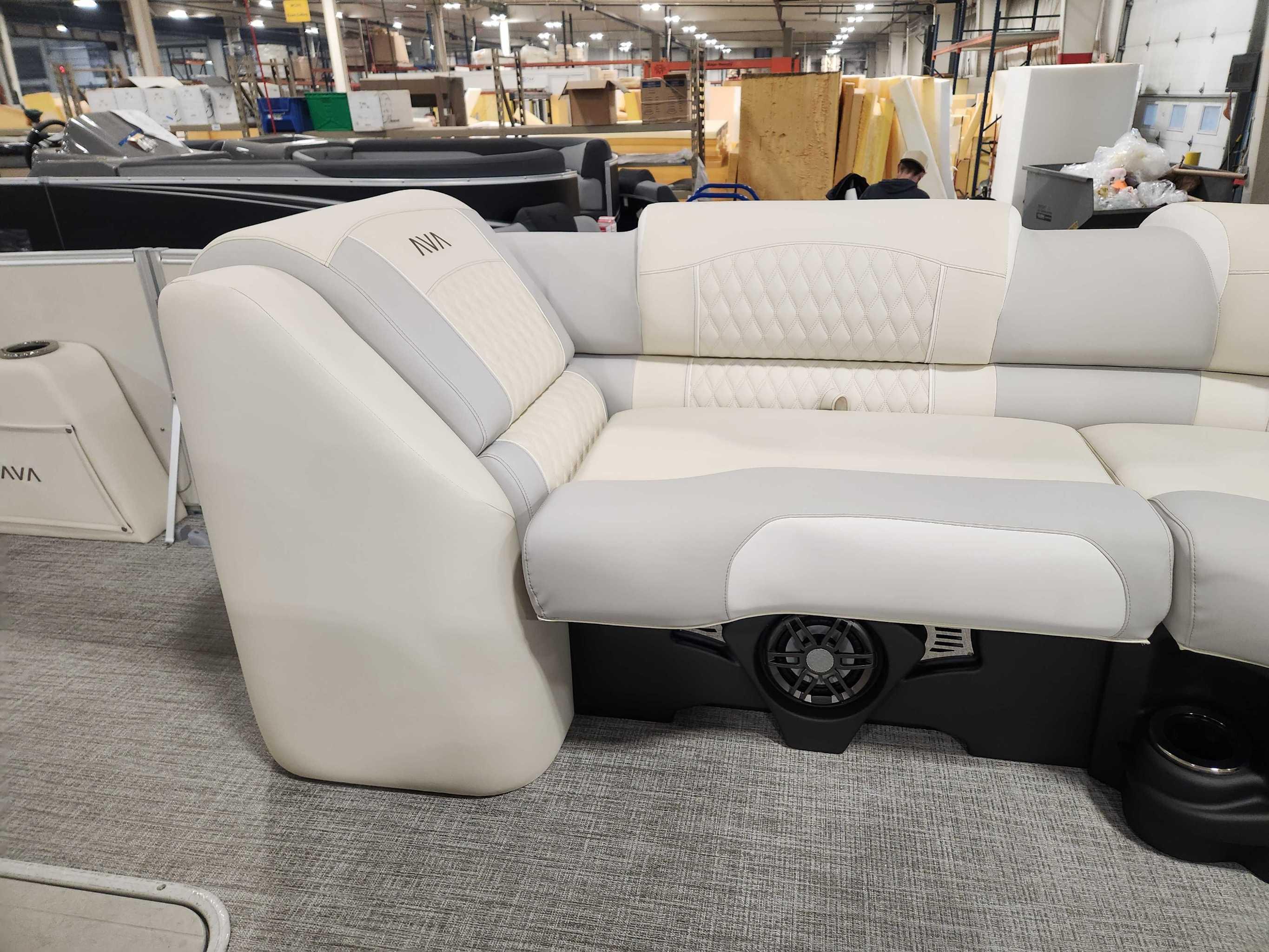 2026 Avalon 2385 25 Catalina QL
