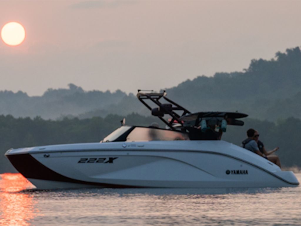 2026 Yamaha Marine 222XE Base