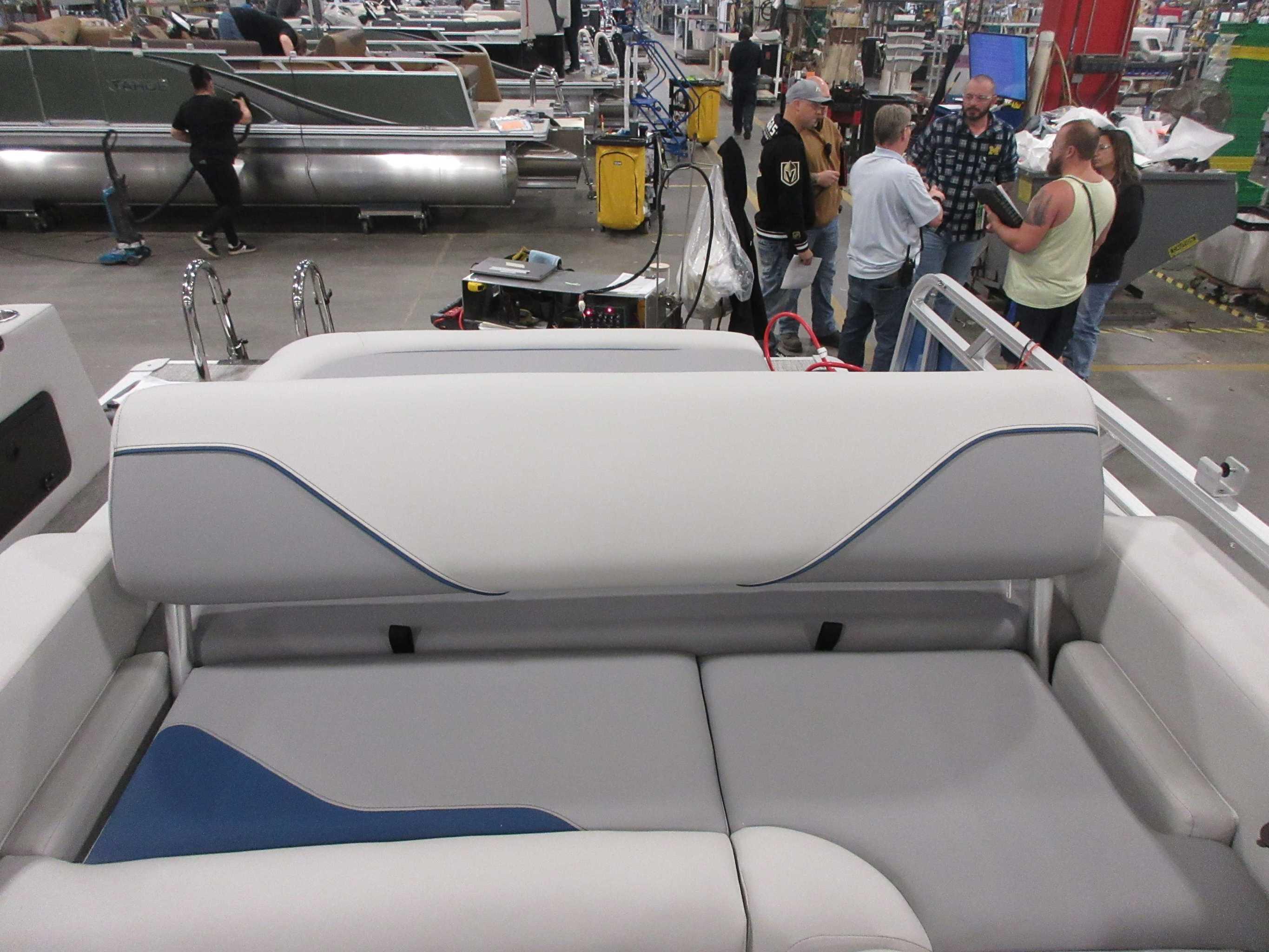 2026 Avalon 2385 25 Venture 85 VRB