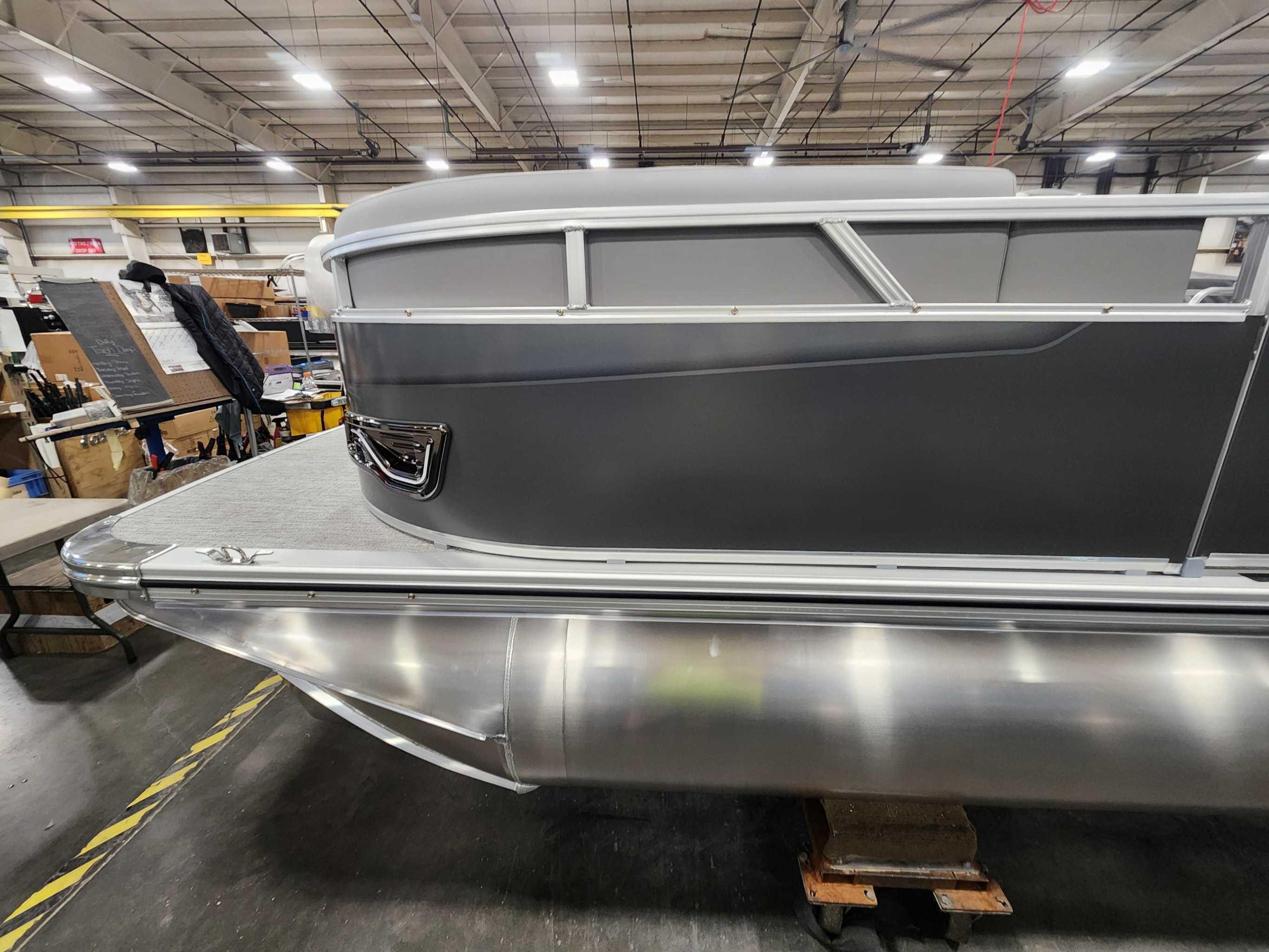 2026 Avalon 2385 25 Venture 85 VRB
