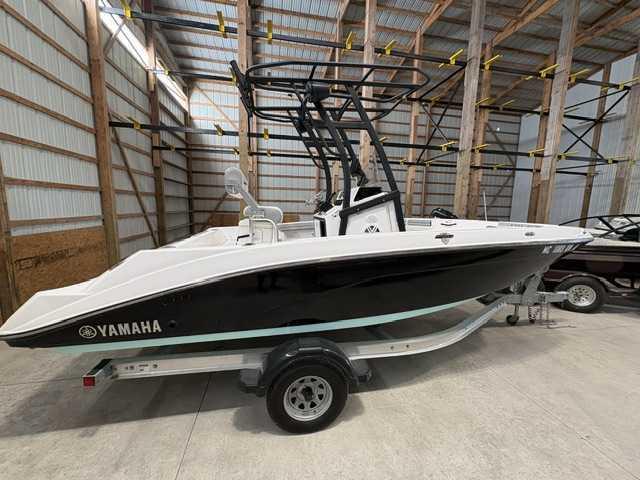 Used 2023 YAMAHA 195 FSH