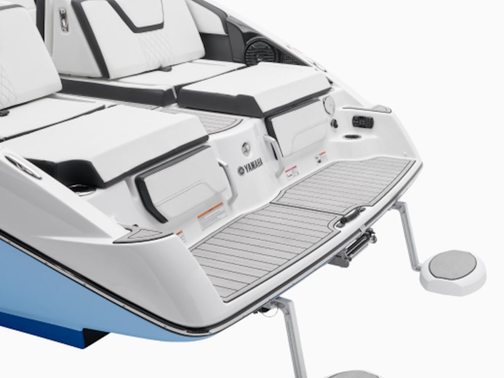 2026 Yamaha Marine 252SE Base