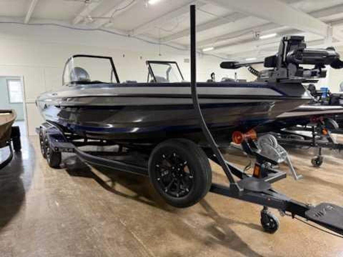 2025 Skeeter WXR 2260