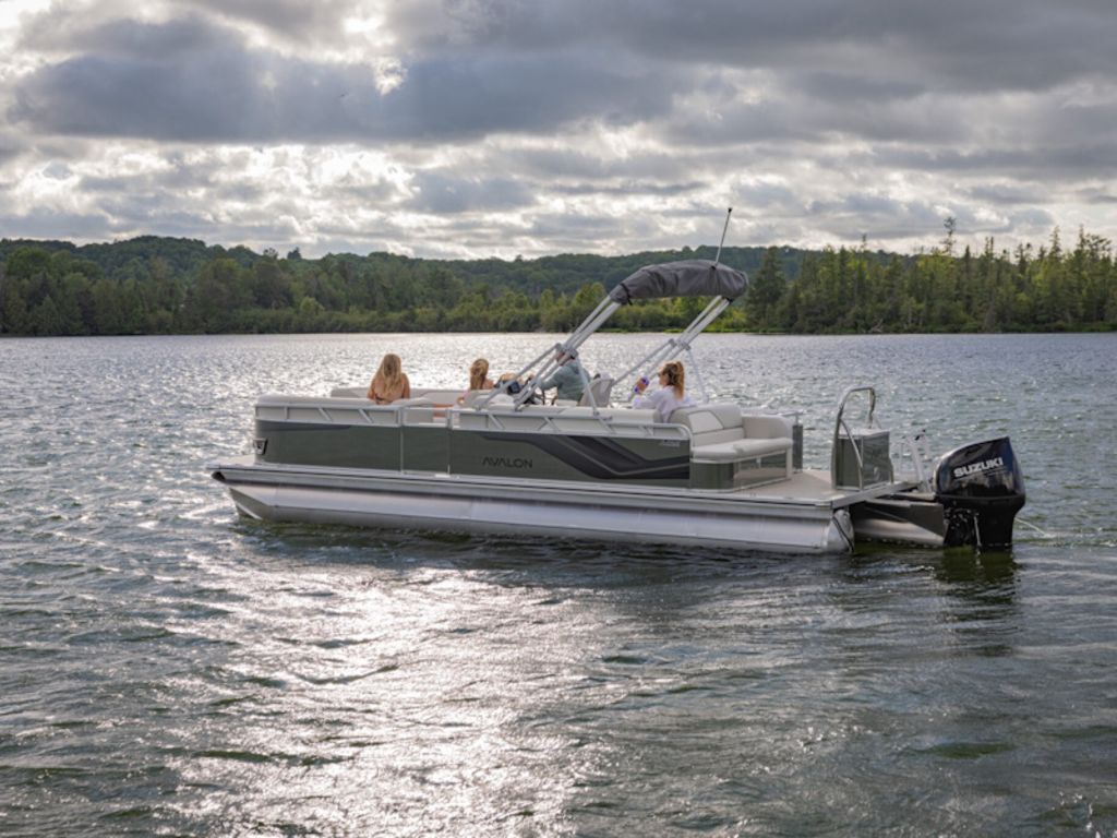 2026 Avalon Venture 85 Cruise Rear Bench 23 FT
