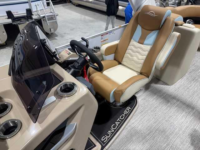 2026 Suncatcher DIAMOND ARCH ELITE 324RC Demo