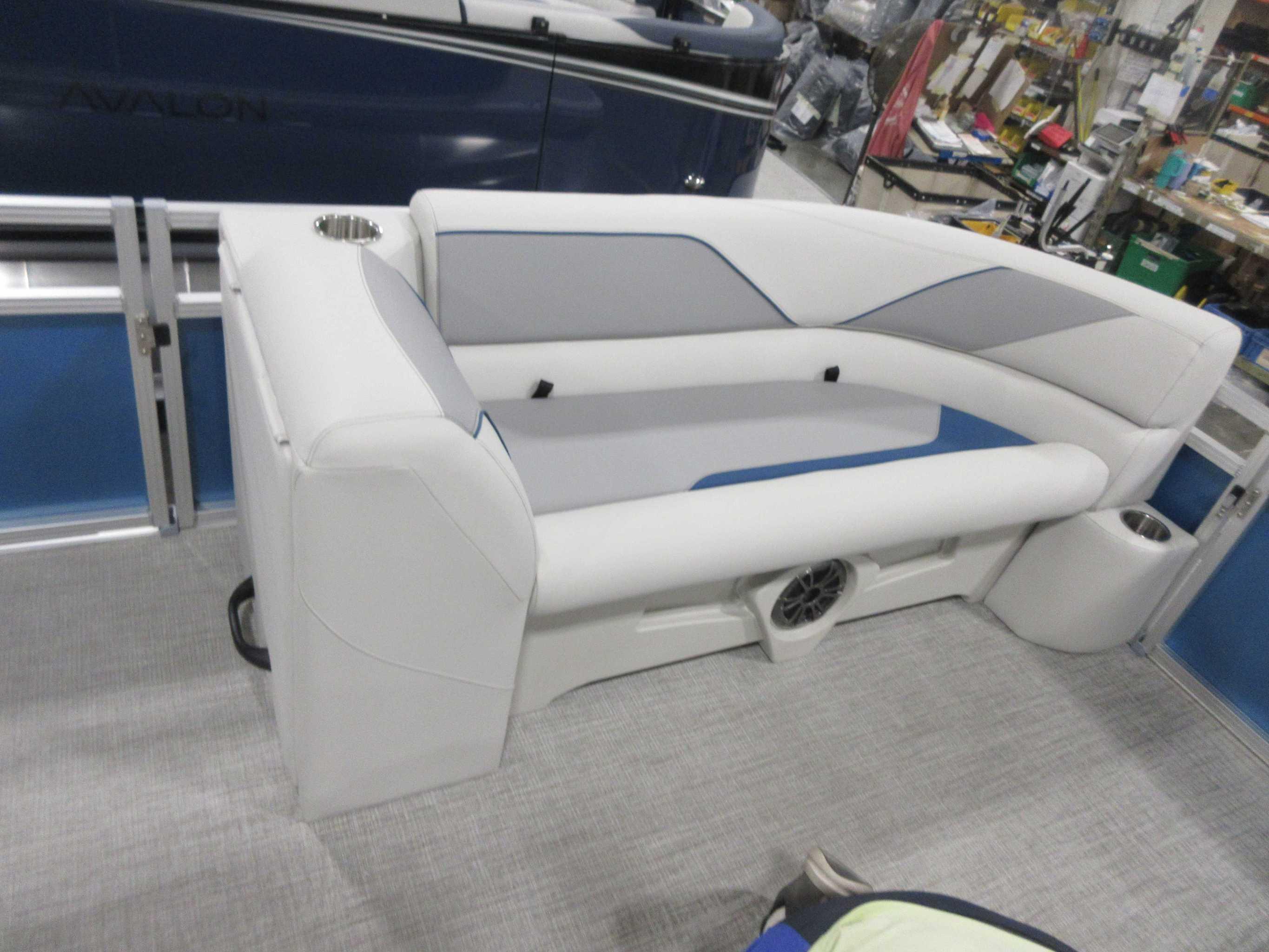 2026 Avalon 2385 25 Venture 85 VRB