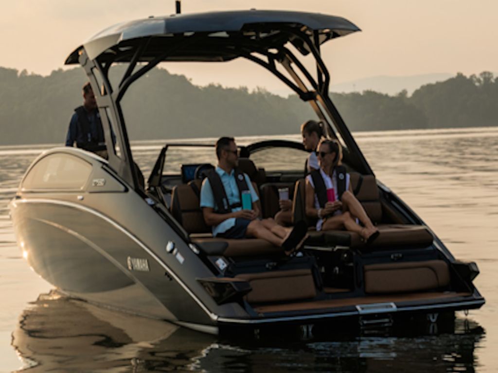 2026 Yamaha Marine 275SD Base