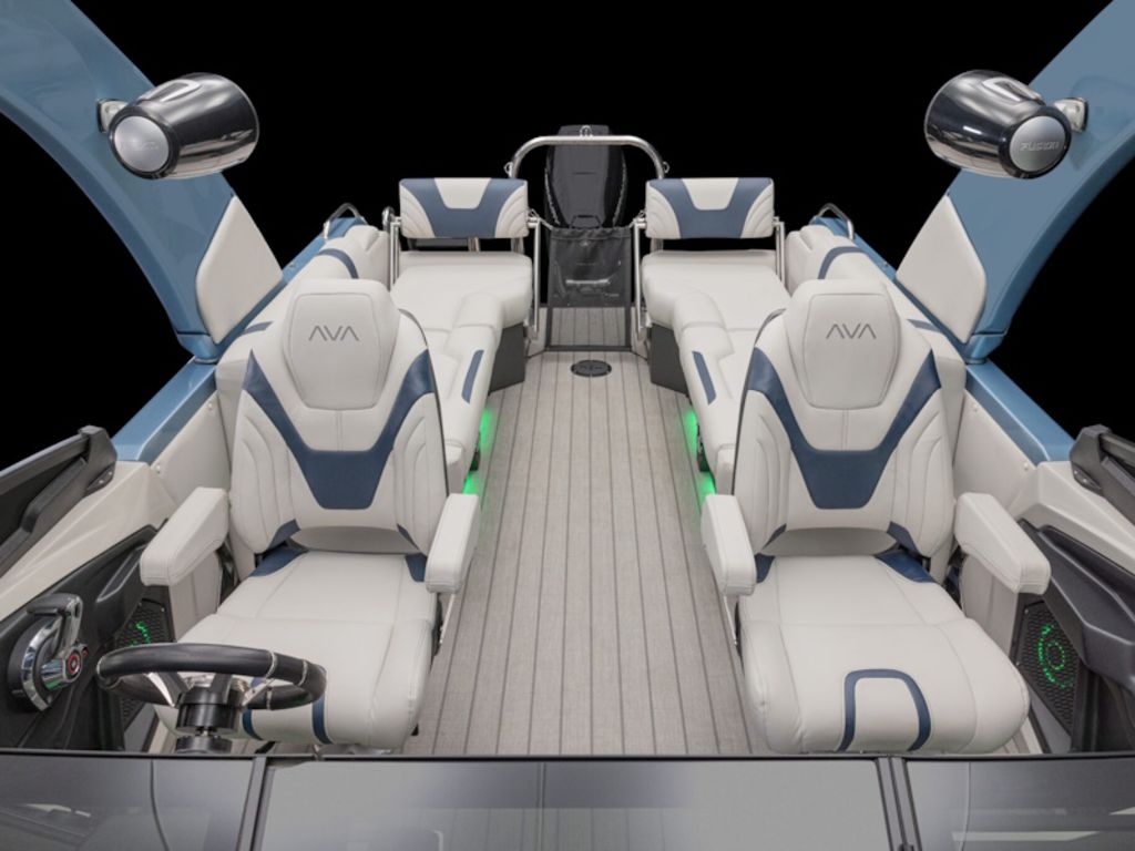 2026 Avalon Excalibur Quad Lounge Shift Windshield 27 FT