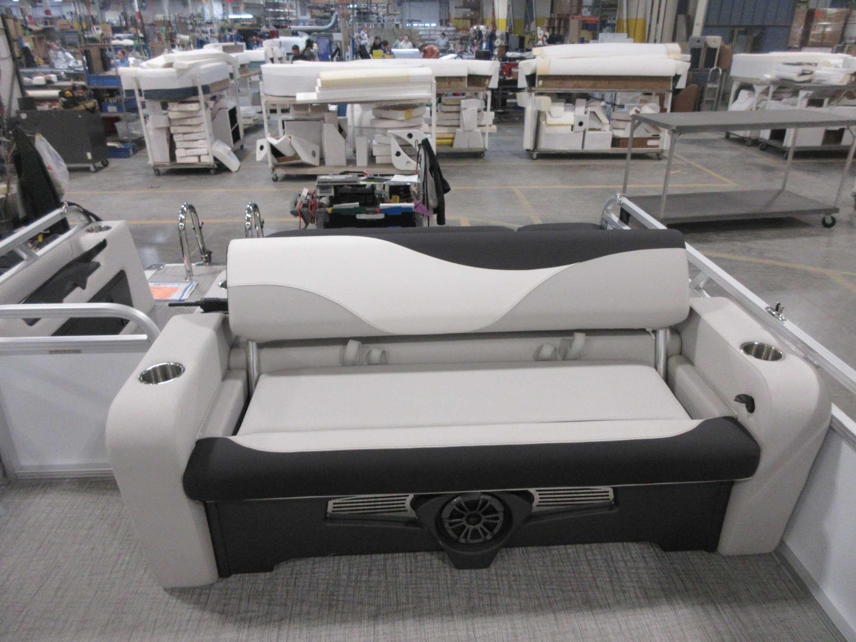 2026 Avalon 2385 25 LSZ VRB