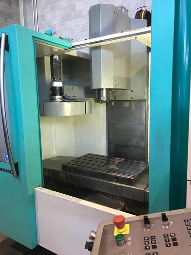 Usato CENTRO DI LAVORO VERTICALE 