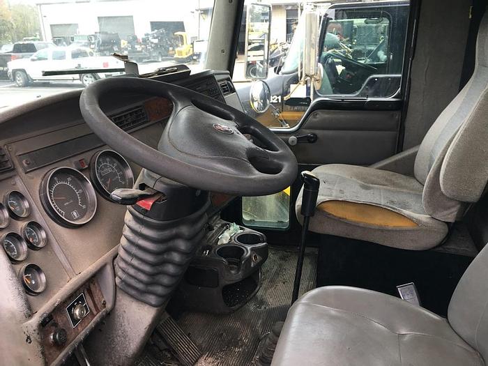 Used 2006 KENWORTH T300