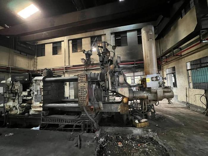 Used Toshiba 800 Ton Model DC800CLS Year 1997 Die Casting Machine