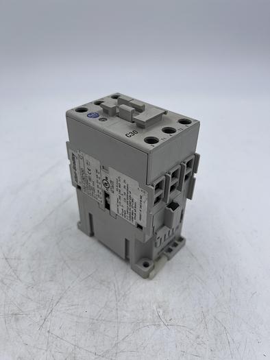 Used Allen-Bradley 100-C30*00 Ser C
