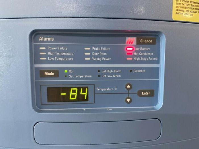 Used Thermo Scientific 5957 -86ºC Ultra Low Laboratory Freezer 23 Cu Ft 230V