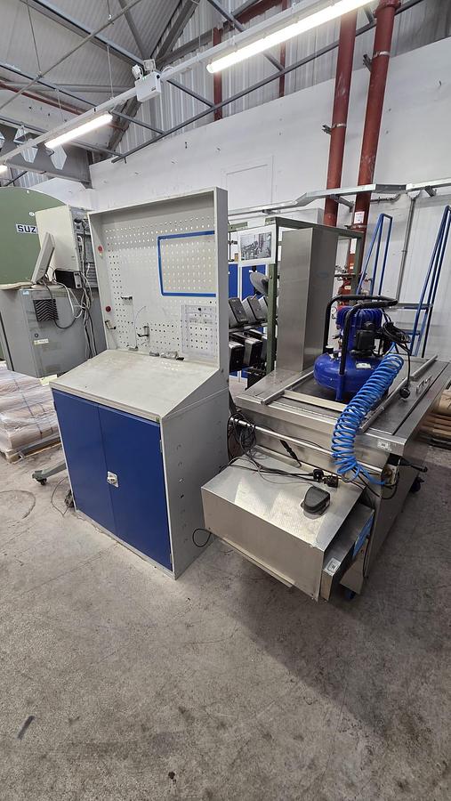 Gebraucht 01 gebrauchter Suzuki Musterkettenschärmaschine, Typ NAS-130