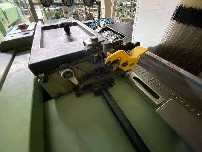 Gebraucht 01 gebrauchte Sulzer Webmaschine P7200 S 330 N6JK inkl. Jacquardmaschine inkl. 10 Kartons Sulzer Ersatztteilen