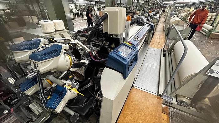 Gebraucht 01 set Picanol Air-Jet Weaving Looms, type OmniPlus 800  – 220-4R