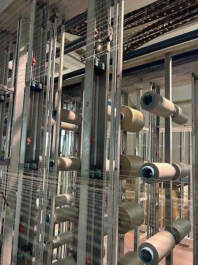 Gebraucht 01 gebrauchte KARL MAYER Schärmaschine, Typ BOM 2200 Band-O-Matic