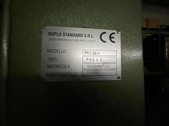 Gebraucht 01 gebrauchte Sulzer Webmaschine P7200 S 330 N6JK inkl. Jacquardmaschine inkl. 10 Kartons Sulzer Ersatztteilen