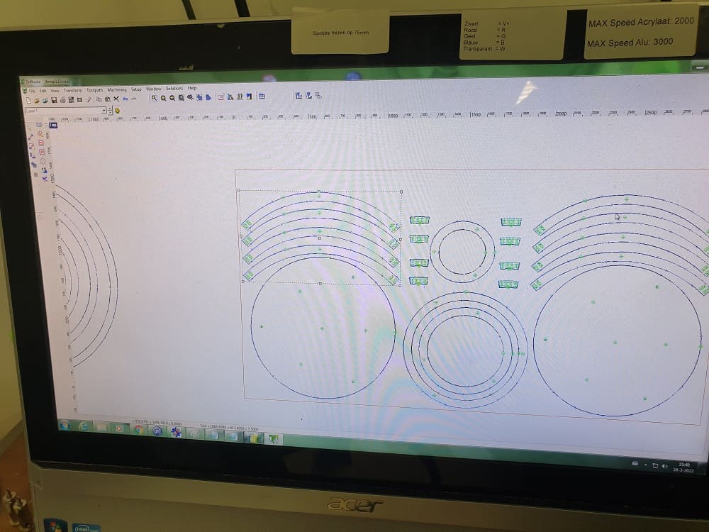 Used Cosign Graphics Systems - CNC Machining Centers - 2008
