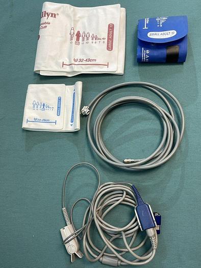 Used Datascope Accutorr Plus Patientenmonitor auf Trolley mit Zubehör