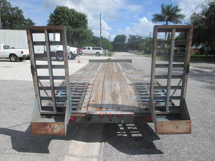 Used 1992 International 10 Ton Equipment Trailer