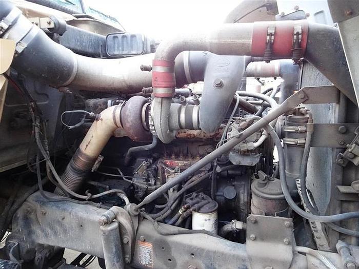 Used 1991 Mack RD600GK Water Truck