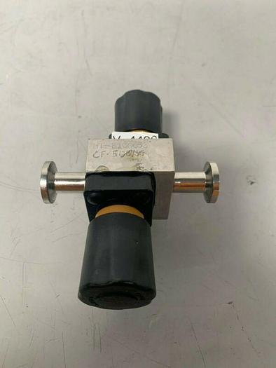 Used Crane-Saunders 4-76487-2-1 .5" 316L 3 Way Stainless Steel Diaphragm Valve